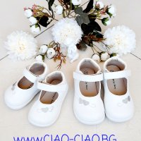№19-№24, Бели бебешки обувки за момиче HAPPY BEE със сребристи сърца, снимка 1 - Бебешки обувки - 32784149
