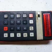 Супер ретро находка - калкулатор ЕЛКА 103Р червена, снимка 12 - Антикварни и старинни предмети - 33311424