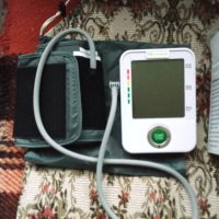Апарат за измерване на кръвно налягане  Medisana, снимка 3 - Други стоки за дома - 37087246