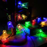 Многоцветни коледни LED лампички с камбанки, снимка 8 - Лед осветление - 42964552