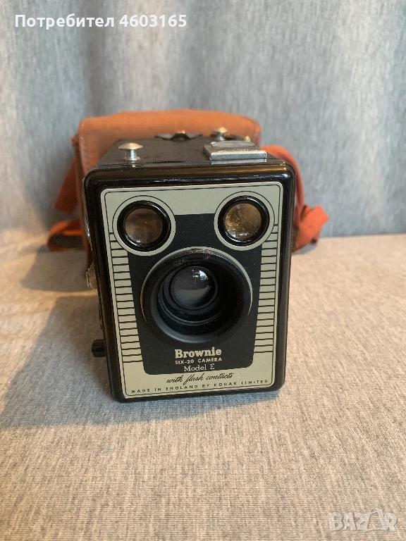 фотоапарат Kodak Six-20 Brownie Model E , снимка 1