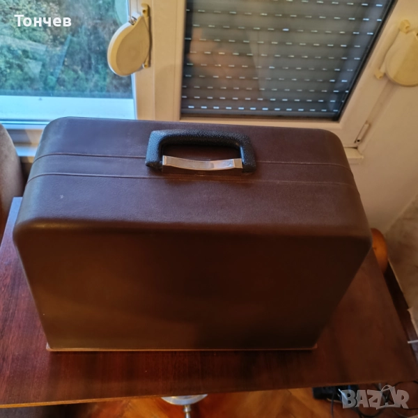 Шевна машина Лучник Финес 884, електрическа, снимка 1