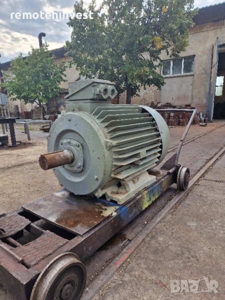 Ел.Двигател / Ел.Мотор / МО 315 М6 / 132кВ / 985 об.мин, снимка 1