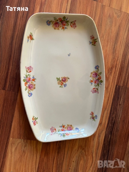 Порцеланова чиния за сервиране, снимка 1