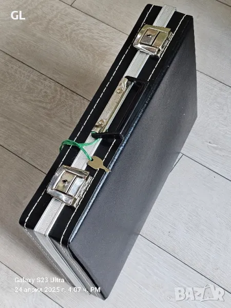 Ретро кожен дипломатически куфар , снимка 1