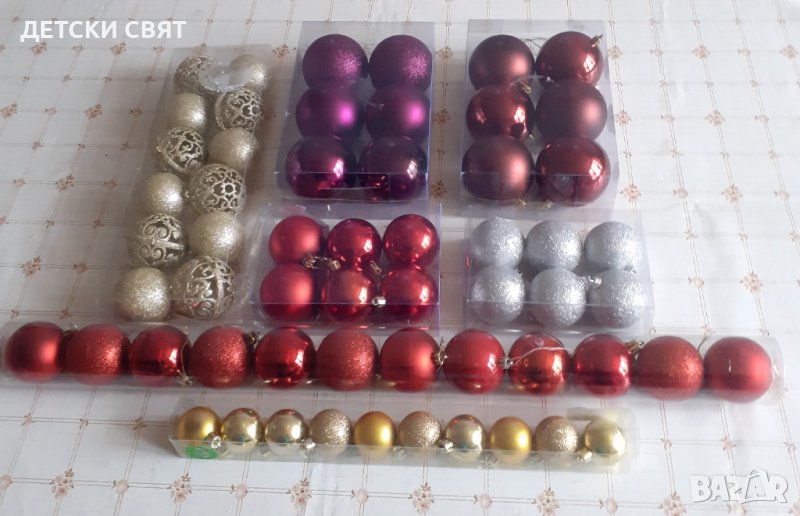 Коледна декорация - шишарки, топки за елха, гирлянди, снимка 1