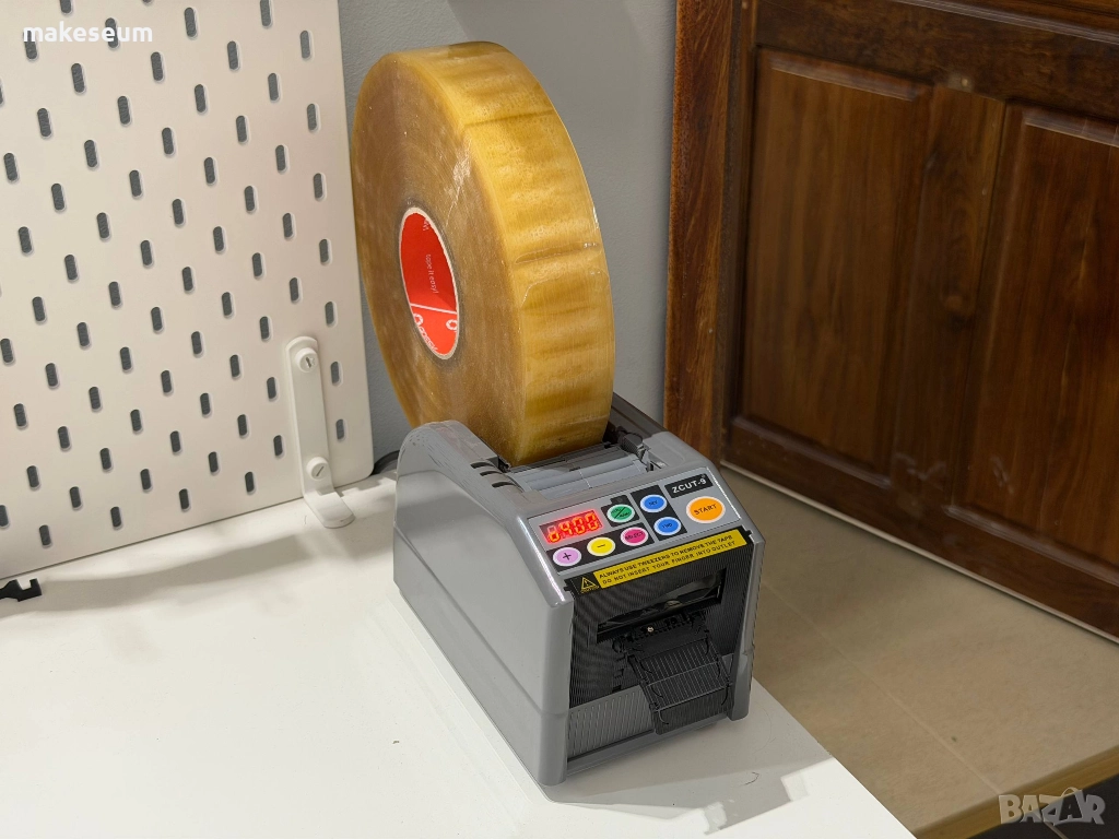 Машина за рязане на тиксо ZCUT-9, снимка 1