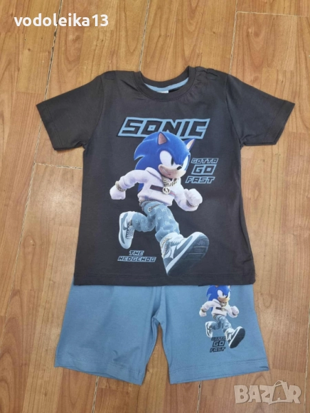 нов сив комплект със Соник, снимка 1