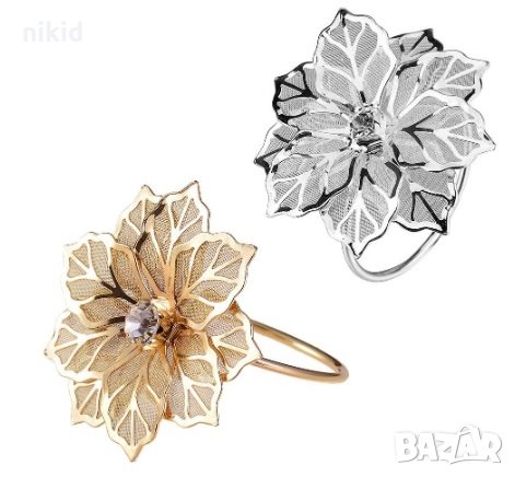 Красиво мрежесто цвете сребрист златист метален пръстен халка за трапезата на салфетки и кърпи, снимка 1