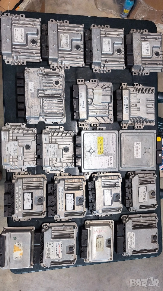 Моторни компютри (като нови), снимка 1