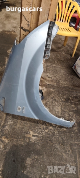 Калник десен Toyota Corolla Verso - 80лв, снимка 1