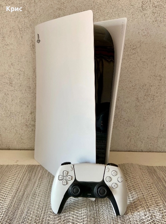 Конзола PS5 Disc Edition 825GB White, снимка 1
