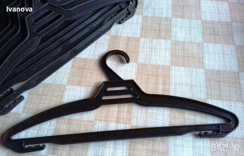 Пластмасови нови закачалки, стабилни многофункционални, черни, снимка 1