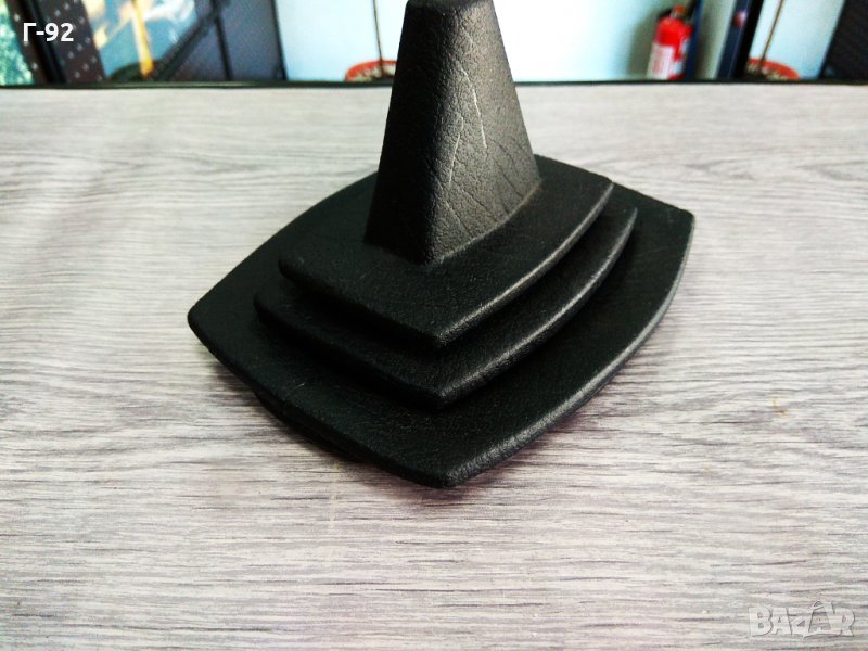 171711115**NEU**VAG**Маншон за скоростна кутия**, снимка 1