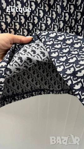 дамски комплект сако и пола Christian Dior , снимка 2 - Комплекти - 52723917