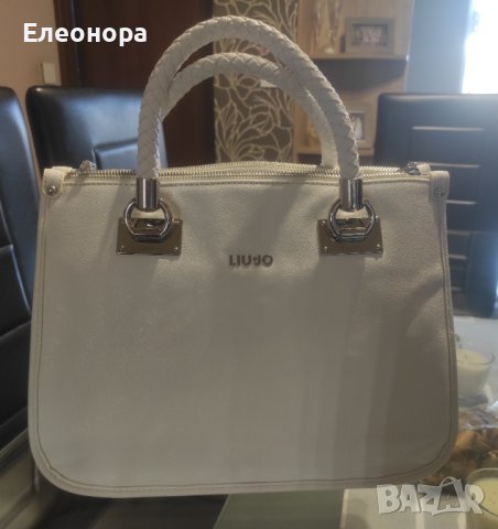 Дамска бяла чанта LIU JO, снимка 1 - Чанти - 43071763