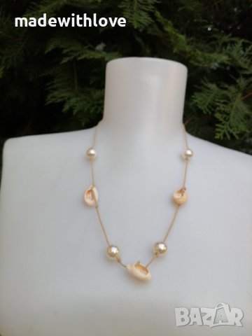 Ръчно изработено колие от седеф и морски раковини, снимка 2 - Колиета, медальони, синджири - 43251928