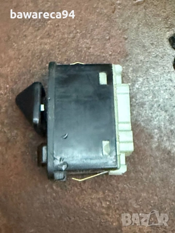 Бутон ел.огледала с прибиране за BMW E46, снимка 2 - Части - 53564199