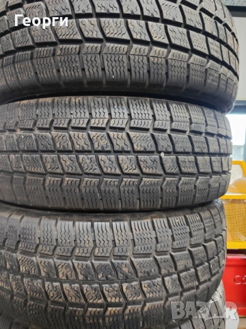 4бр.зимни гуми 215/65/16C Vredestein, снимка 5 - Гуми и джанти - 52887835