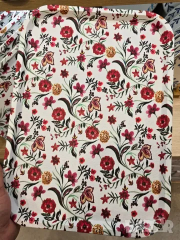 тави подноси 