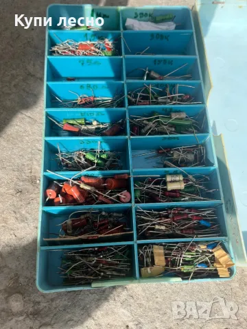 Кондензатори , снимка 2 - Друга електроника - 47289846