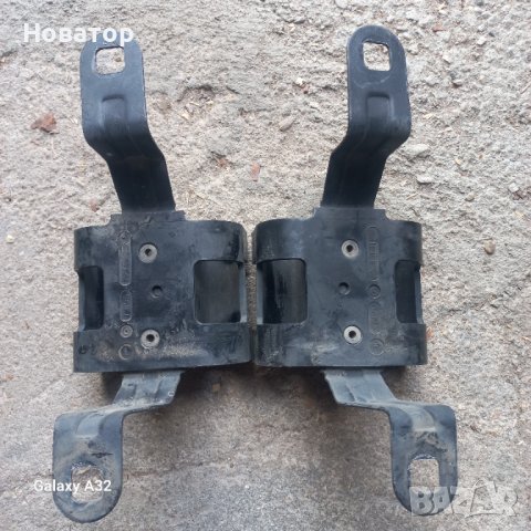 Стойки за предна броня на Мерцедес С180 94 год., снимка 2 - Автомобили и джипове - 40876302