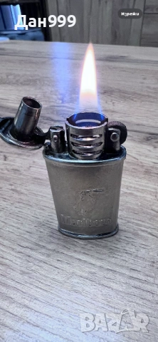 Винтидж метална , изключително рядка запалка Marlboro , снимка 3 - Запалки - 53055220