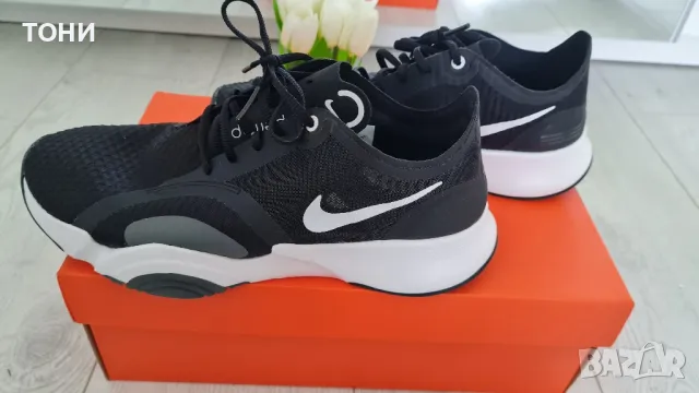 Маратнки- Nike , снимка 4 - Маратонки - 47300197