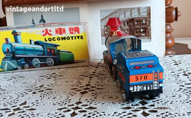 Колекционерска играчка, Локомотив, с кутия, снимка 3 - Антикварни и старинни предмети - 47483673