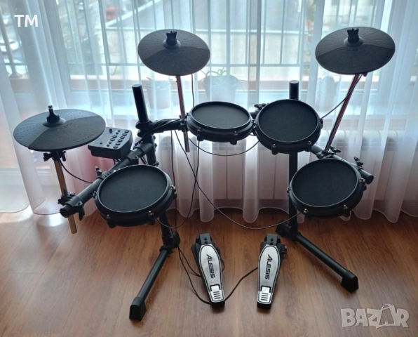 Електронен барабанен сет, модел Alesis Nitro Mesh Kit., снимка 3 - Ударни инструменти - 52164401