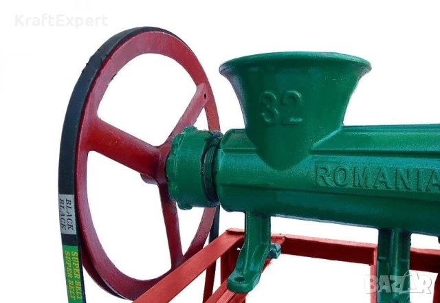 Електрическа Месомелачка Чугунена 32 номер с електромотор, снимка 7 - Месомелачки - 50602026