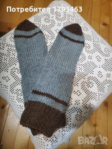 Ръчно плетени мъжки  чорапи от вълна.Размер 41