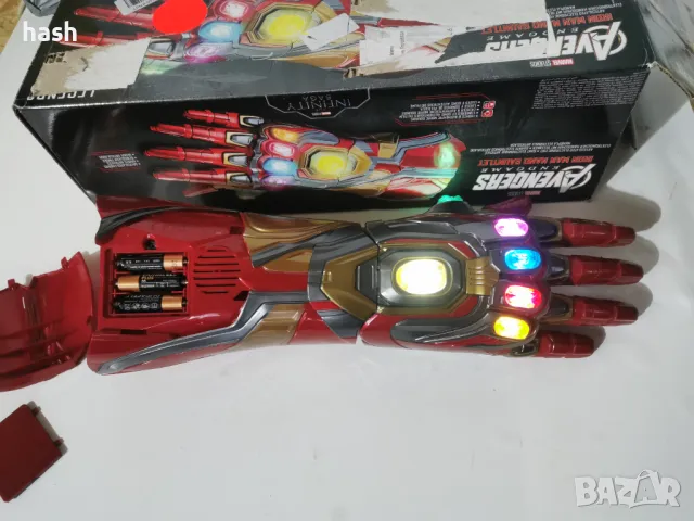 Avengers Marvel Legends Series Iron Man Nano Gauntlet Артикулиран електронен юмрук със светлини, снимка 14 - Други - 48440014