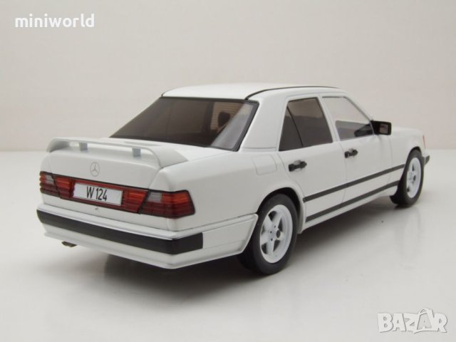 Mercedes W124 Tuning 1986 - мащаб 1:18 на Model Car Group моделът е нов в кутия, снимка 2 - Колекции - 39529566