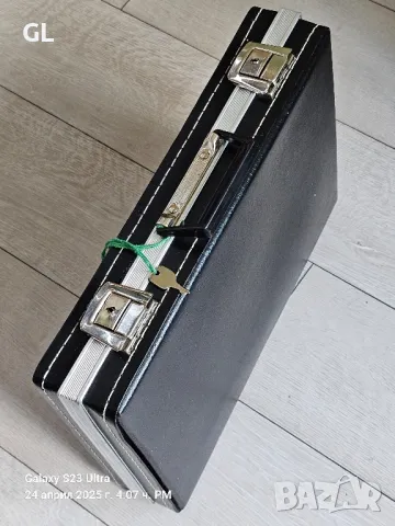 Ретро кожен дипломатически куфар 