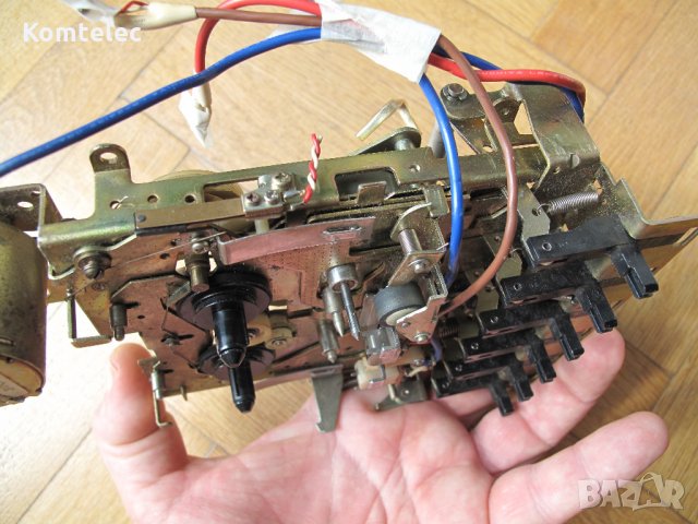 Механика за касетофон радио Telefunken Bajazzo 101 / 102, снимка 4 - Друга електроника - 32342481