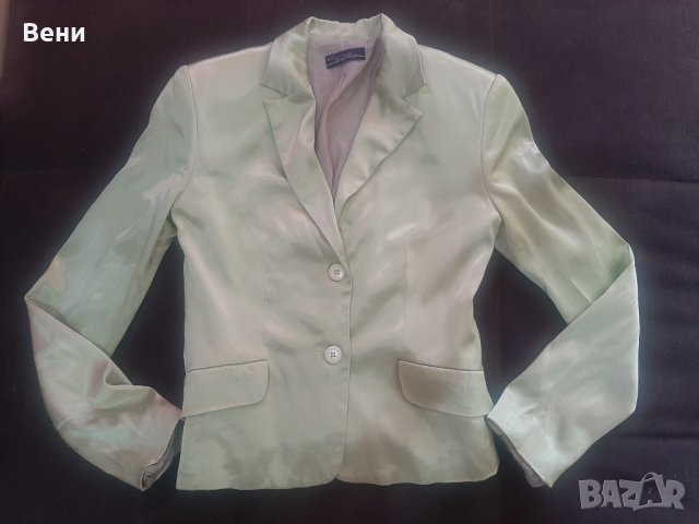 Красиво елегантно сако