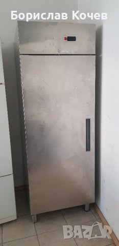 Професионален хладилник EKU, снимка 2 - Обзавеждане на кухня - 44061138