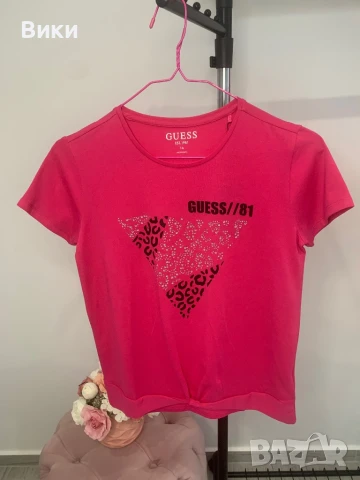 Тениска Guess, 16г, подходяща и за XS и S, снимка 7 - Тениски - 50449515