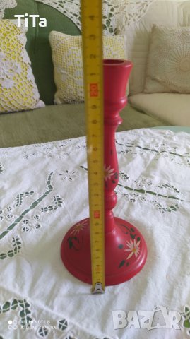 Ръчно рисуван дървен свещник в червено , снимка 6 - Други - 39050138