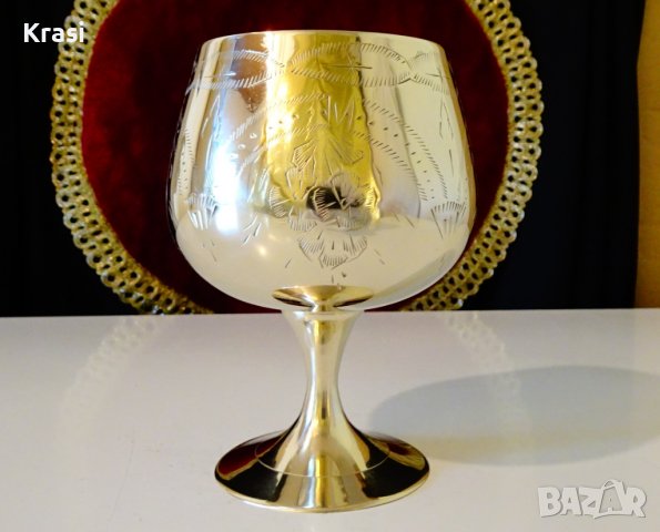 Английски бронзов бокал за вино,чаша,маркиран. 