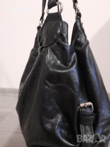 Черна чанта от естествена кожа, снимка 4 - Чанти - 43060155