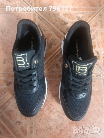 Дамски обувки Laura biagiotti , снимка 2 - Дамски ежедневни обувки - 52510246