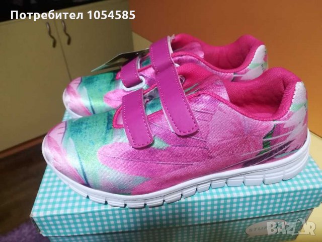 Нови маратонки номер 35, снимка 3 - Детски маратонки - 28740080