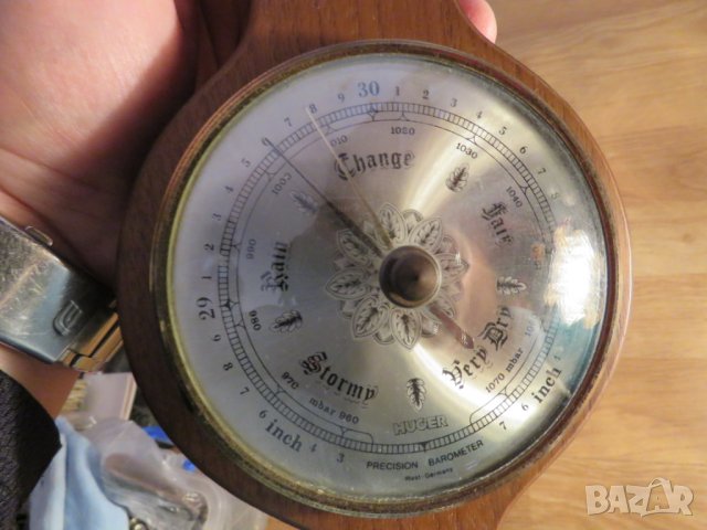 Стар немски барометър, термометър и влагомер PRECISION в корпус от красиво дърво от 70 те години !, снимка 3 - Измервателни инструменти - 26701555