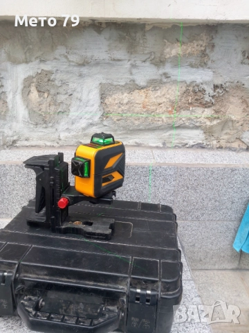 Лазерен нивелир LAMIGO CROSS 3DG 