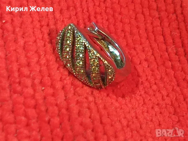 ПРЕКРАСНА СРЕБЪРНА ОБЕЦА СРЕБРО 925 с БЯЛА ПОЗЛАТА ЦИРКОНИ и ГЕРБА на УКРАЙНА 49898, снимка 10 - Обеци - 49142849