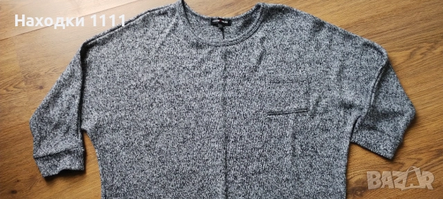 ПОДАРЯВАМ актуален мекичък пуловер размер S-M, американска марка, като нов, снимка 4 - Блузи с дълъг ръкав и пуловери - 52432033