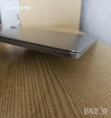 Macbook Pro 13 2017, снимка 10 - Лаптопи за дома - 52813308