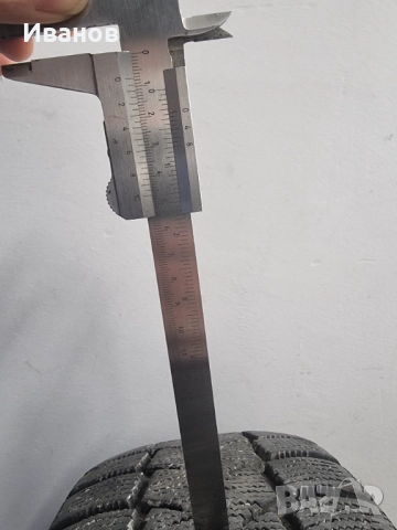 Зимни гуми 205/55/16, снимка 3 - Гуми и джанти - 52672343